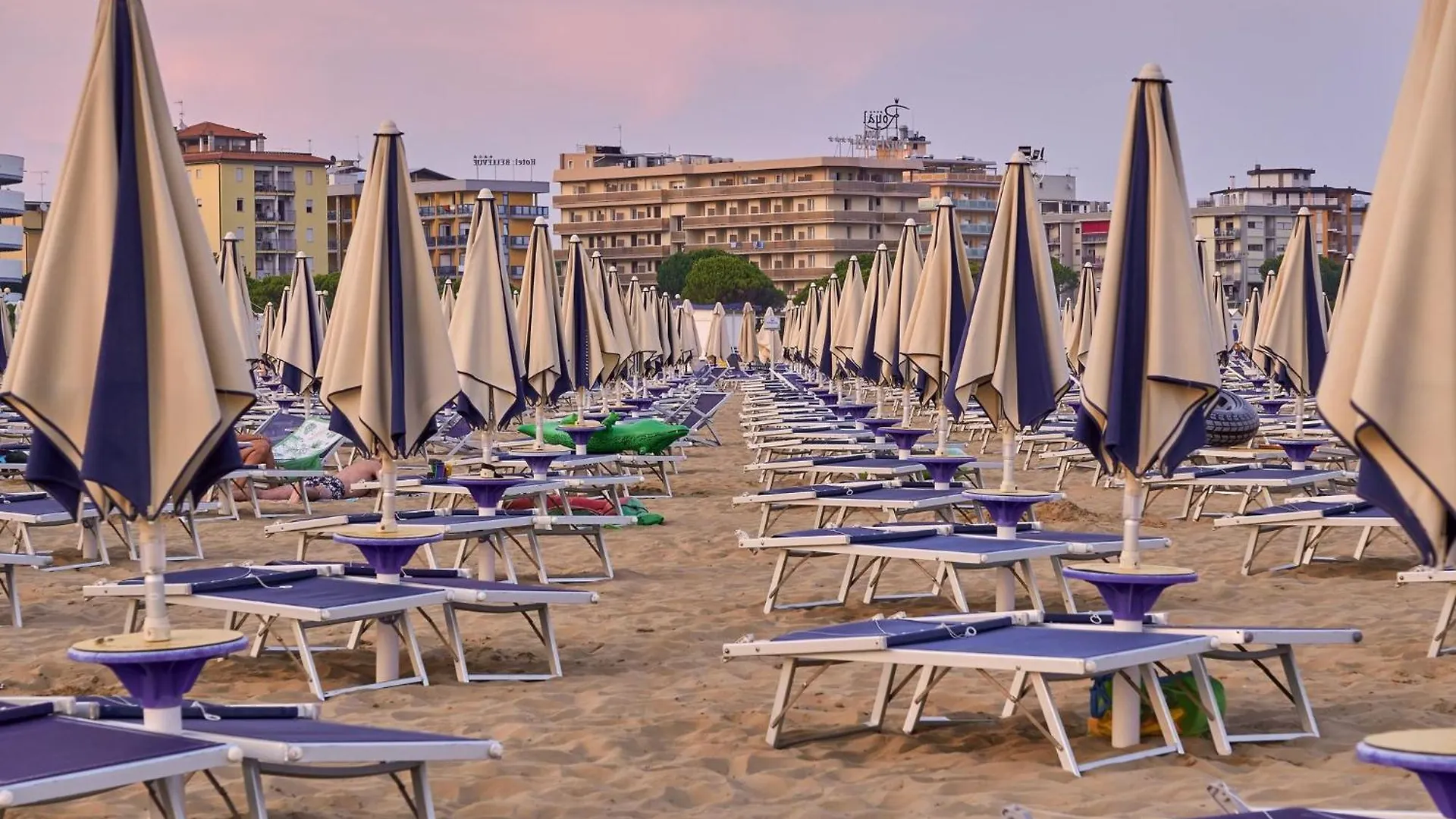 Modern Apartment A Few Steps From The Beach بيبيوني